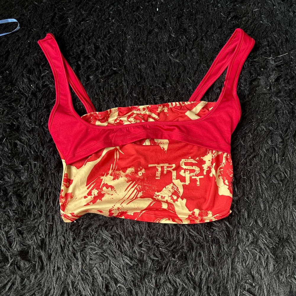 tank top tube top